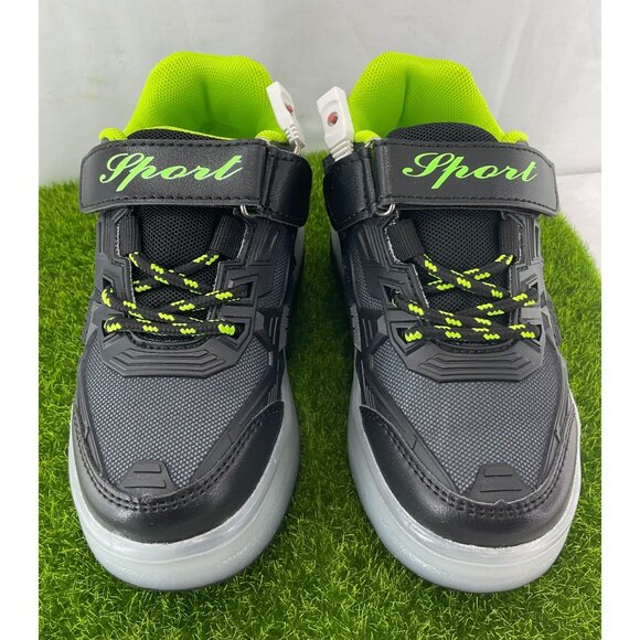 New Kids LED Light-Up Roller Sneakers With Wheels Size 12 little kit - Picture 9 of 11